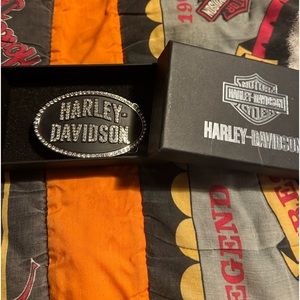 Women’s rhinestone Harley Davidson belt buckle